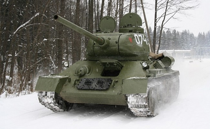 Ну где еще можно почувствовать себя настоящим танкистом! /Фото:http:mirputeshestvii.ru Ну где еще можно почувствовать себя настоящим танкистом! /Фото:http:mirputeshestvii.ru