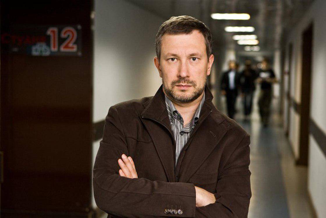 Чеснаков: Цирк не нужен. Верните парламенту роль главного ток-шоу страны Чеснаков: Цирк не нужен. Верните парламенту роль главного ток-шоу страны