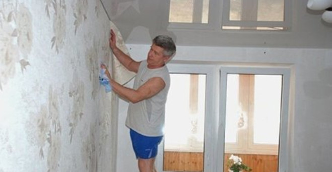 Вчера с женой клеили обои на кухне. Был послан 9 раз, послал 4 раза, 2 раза разводились. Результатом… Вчера с женой клеили обои на кухне. Был послан 9 раз, послал 4 раза, 2 раза разводились. Результатом…