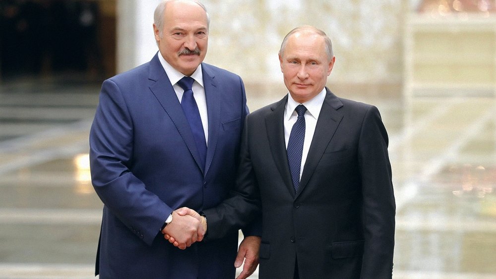 Лукашенко назвал два варианта поставок нефтепродуктов из РФ