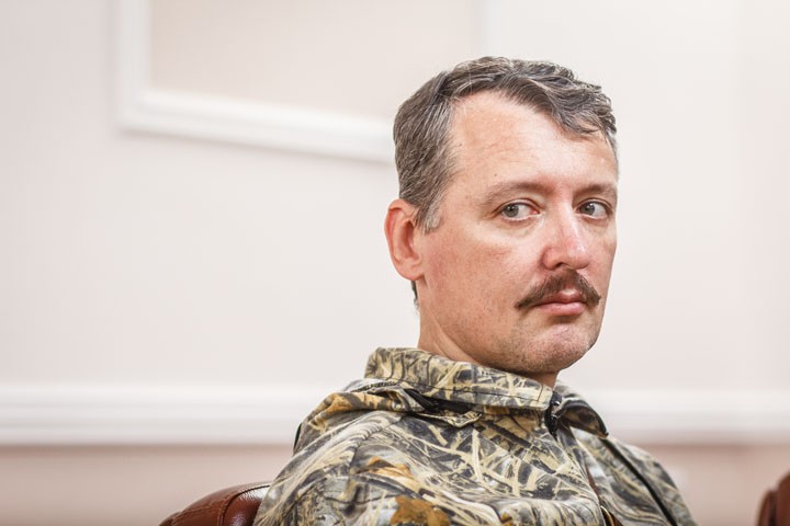 Очередная капитуляция Стрелкова: беглый командир хочет посеять панику в Сирии Очередная капитуляция Стрелкова: беглый командир хочет посеять панику в Сирии