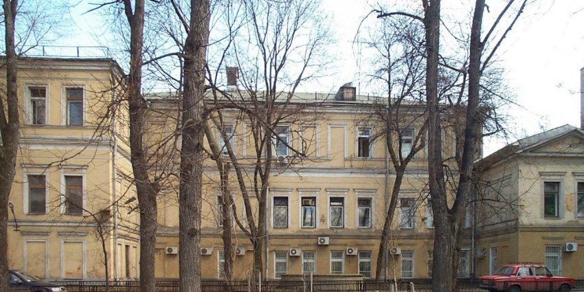 Собянин осмотрел итоги реставрации здания в Хохловском переулке. Фото: mos.ru