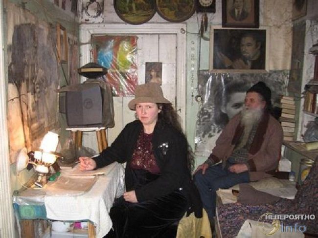 После контакта с высшим разумом супружеская пара перестала мыться