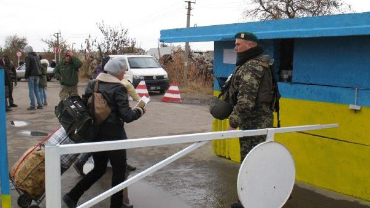 Мужчина умер на КПП в Донбассе  — ОБСЕ