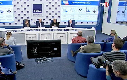Россияне выберут имена великих для аэропортов Россияне выберут имена великих для аэропортов