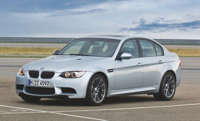 Немецкий спортивный седан BMW М3 в кузове Е90 Фото bmwblogcom