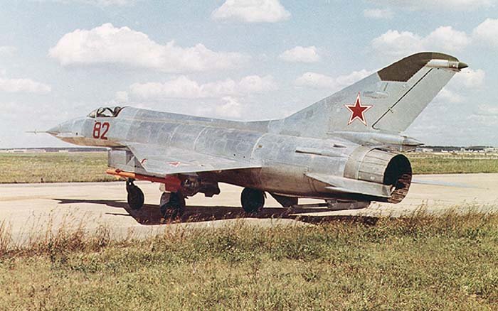 Экспериментальные истребители серии Е (часть-2) Е-8 – опережающий время Экспериментальные истребители серии Е прородители МиГ-21