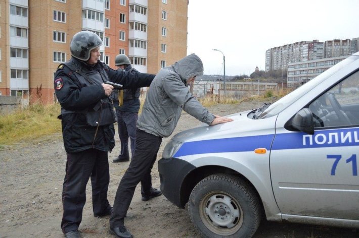 На Сахалине мужчина избил и изнасиловал холмчанку