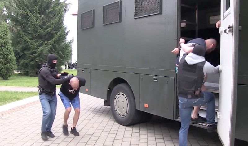 Задержание россиян организовали для пиар-эффекта перед выборами - эксперт Задержание россиян организовали для пиар-эффекта перед выборами - эксперт