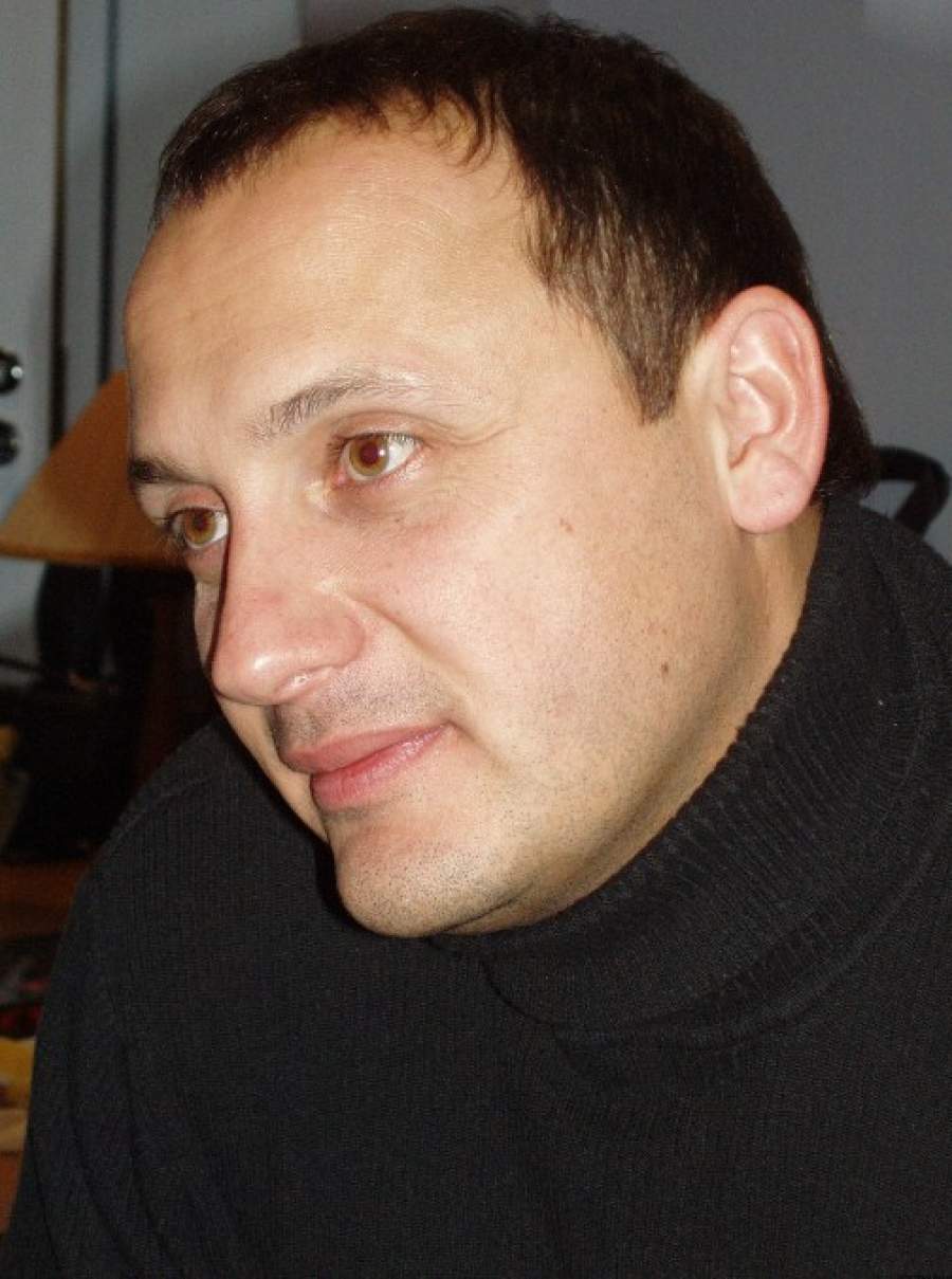 Как выглядели знаменитые усачи без растительности на лице
