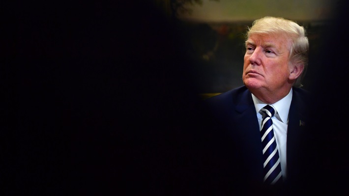 Трамп в ярости: Президент США обвинил помощников в обмане в связи с «делом Скрипаля» Трамп в ярости: Президент США обвинил помощников в обмане в связи с «делом Скрипаля»