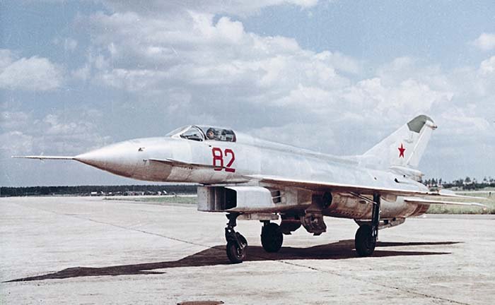 Экспериментальные истребители серии Е (часть-2) Е-8 – опережающий время Экспериментальные истребители серии Е прородители МиГ-21