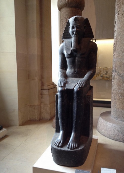Статуя Рамзеса Второго в Лувре