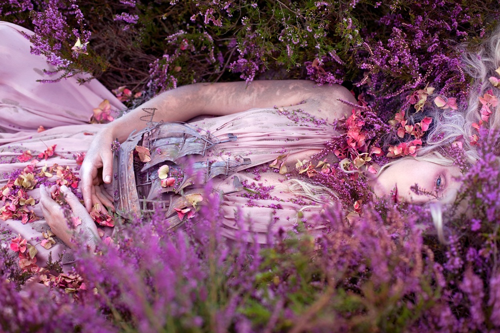      (Kirsty Mitchell)