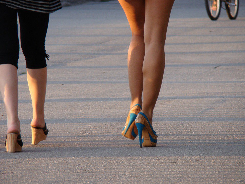 https://360tv.ru/media/uploads/article_images/2019/08/44011_legs-194676_960_720.jpg