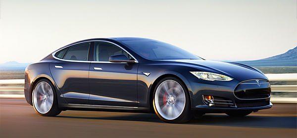 Tesla представила самую мощную модель в истории