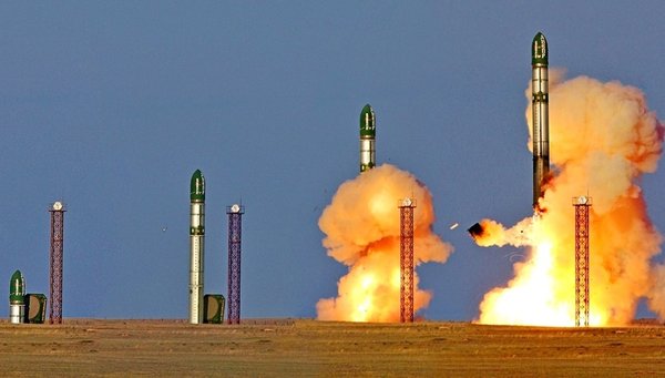 Секретный комплекс «Мозырь»: даже 10 ядерных боеголовок США не смогут уничтожить шахты с ракетами России Секретный комплекс «Мозырь»: даже 10 ядерных боеголовок США не смогут уничтожить шахты с ракетами России