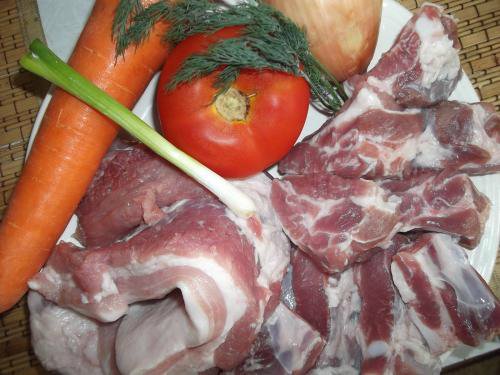 Тушёное мясо в кисло-сладком соусе