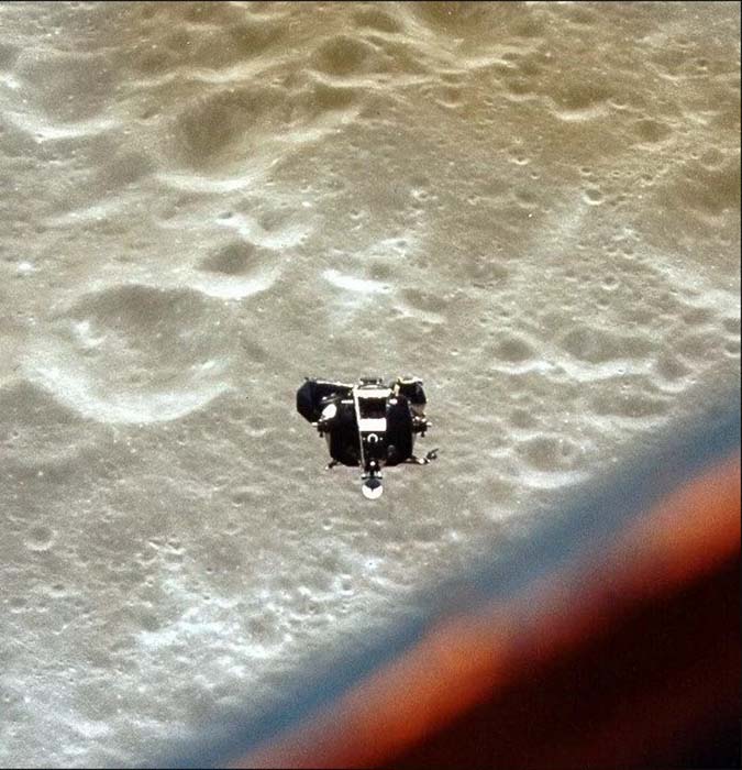 Лунный модуль Apollo-10. Лунный модуль Apollo-10.