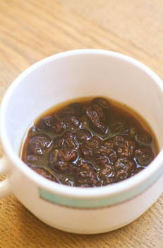 Паштет из куриной печени с коньяком и изюмом