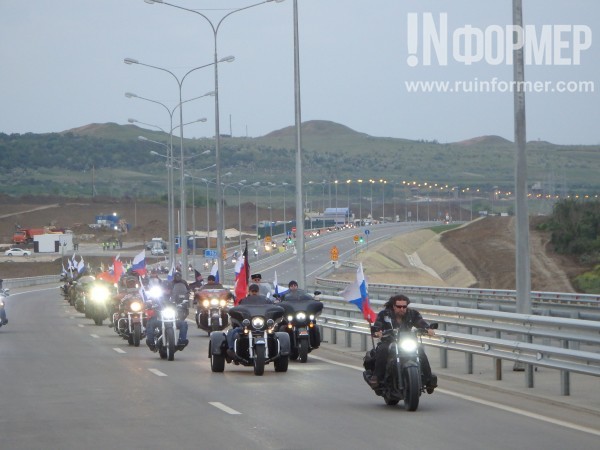 Эксклюзивные кадры запуска автомобильного движения на Крымском мосту