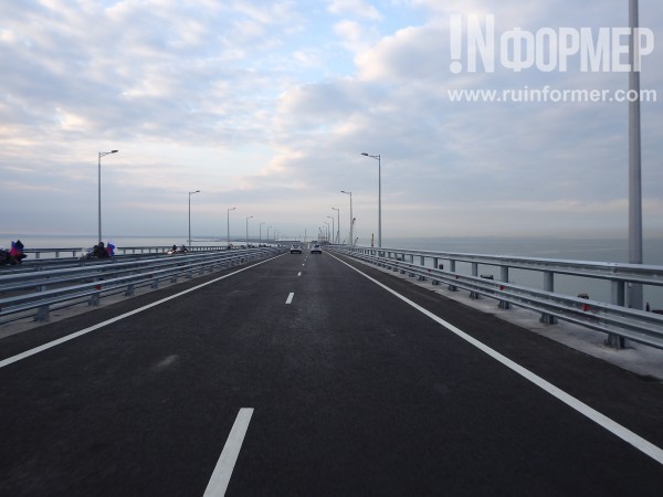 Эксклюзивные кадры запуска автомобильного движения на Крымском мосту