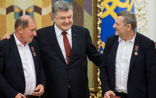 Тягнибок боится, что шашни Порошенко с меджлисом  сделают Крым турецким Тягнибок боится, что шашни Порошенко с меджлисом  сделают Крым турецким