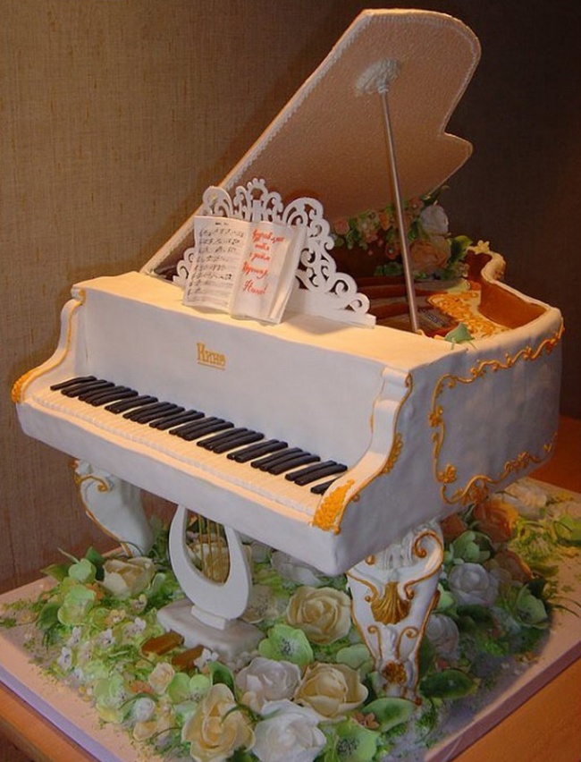 Вы   не  поверите,   но   всё  это торты!