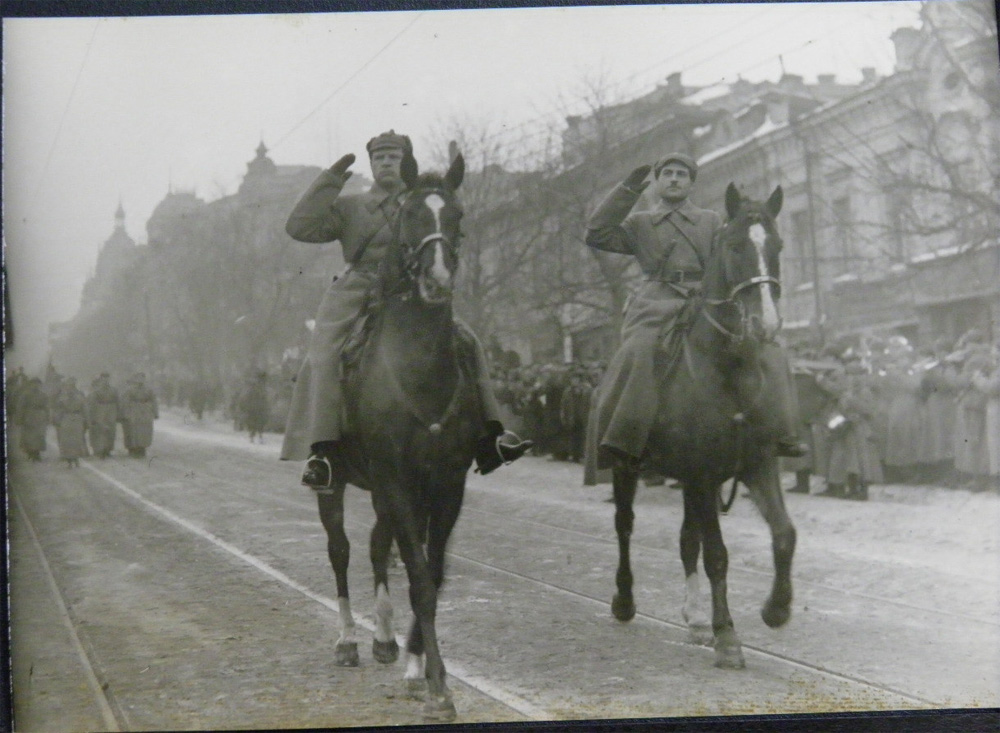 Киевские фотографии Г. И. Угриновича, 1930-1949 гг. ( не для впечатлительных )