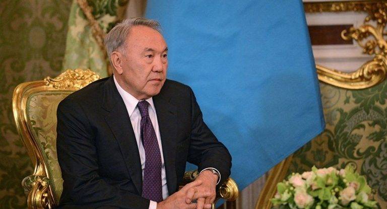 Назарбаев снова торпедирует интеграционные процессы в Евразийском союзе Назарбаев снова торпедирует интеграционные процессы в Евразийском союзе