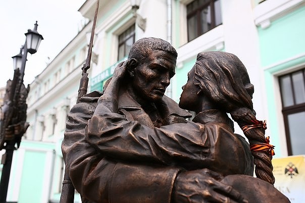 В городском саду играет духовой оркестр!!! В городском саду играет духовой оркестр!!!