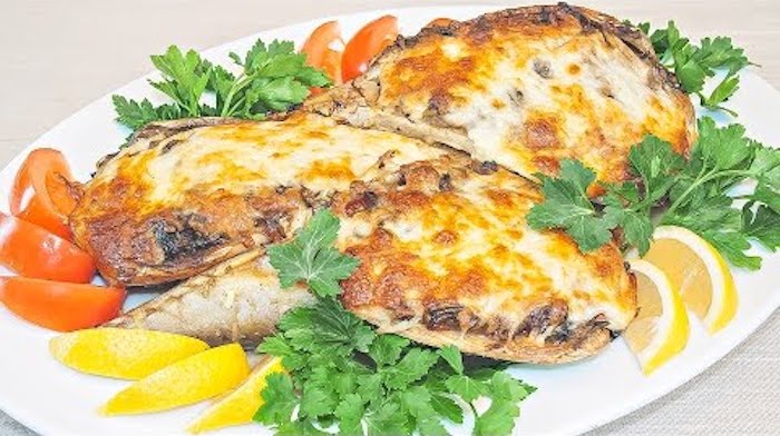 Фаршированная скумбрия с черносливом