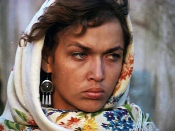Матлюба Алимова в фильме *Цыган*, 1979 | Фото: kino-teatr.ru Матлюба Алимова в фильме *Цыган*, 1979 | Фото: kino-teatr.ru