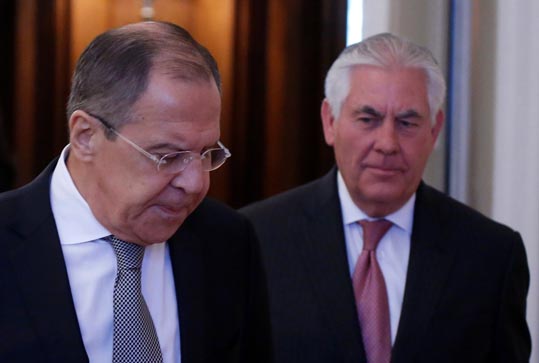 Дело действительно пахнет порохом, раз Лавров на 9 мая вынужден ехать в США на какой-то Арктический совет, который занимается чем бы вы думали? Дело действительно пахнет порохом, раз Лавров на 9 мая вынужден ехать в США на какой-то Арктический совет, который занимается чем бы вы думали?