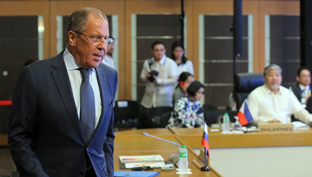 Министр иностранных дел РФ Сергей Лавров во время встречи с министрами иностранных дел стран-участниц АСЕАН. 6 августа 2017 Министр иностранных дел РФ Сергей Лавров во время встречи с министрами иностранных дел стран-участниц АСЕАН. 6 августа 2017