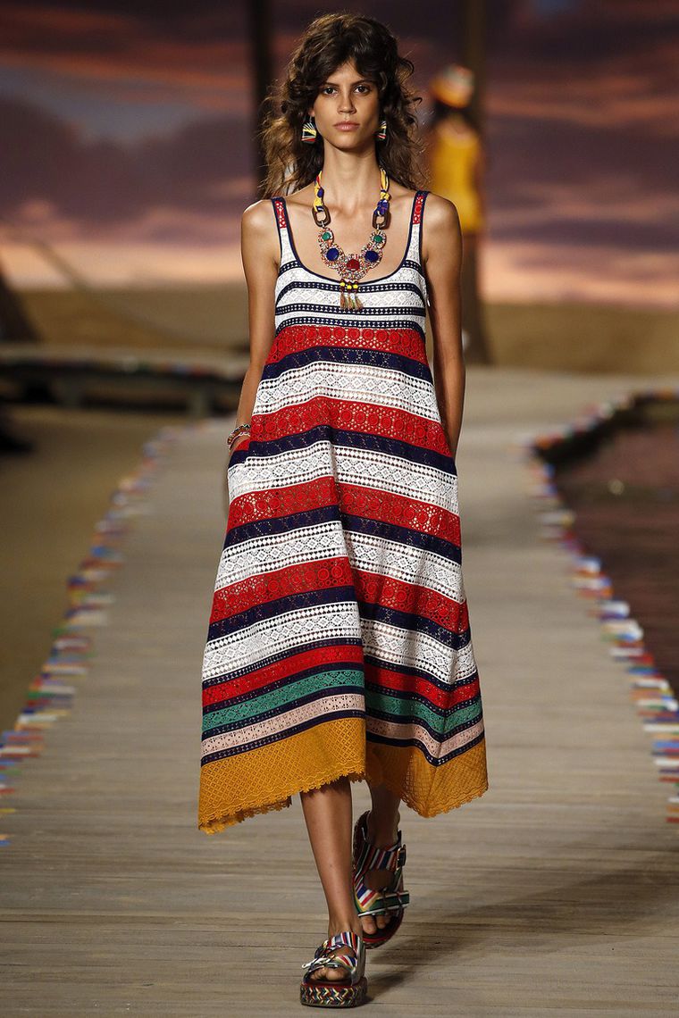 Tommy Hilfiger, - 2016:     70- .