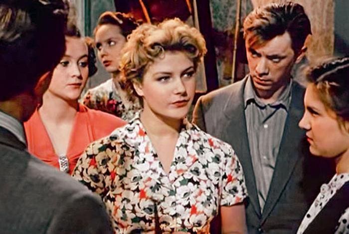 Кадр из фильма *За витриной универмага*, 1955 | Фото: 7days.ru Кадр из фильма *За витриной универмага*, 1955 | Фото: 7days.ru