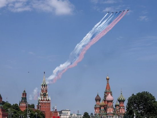 Отказы иностранных лидеров посетить Парад Победы напомнили детектив