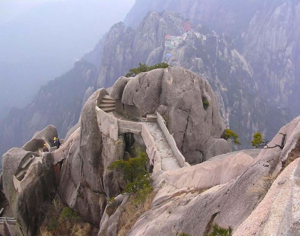 1307278416_u114_tibetg11 (600x472, 64Kb)