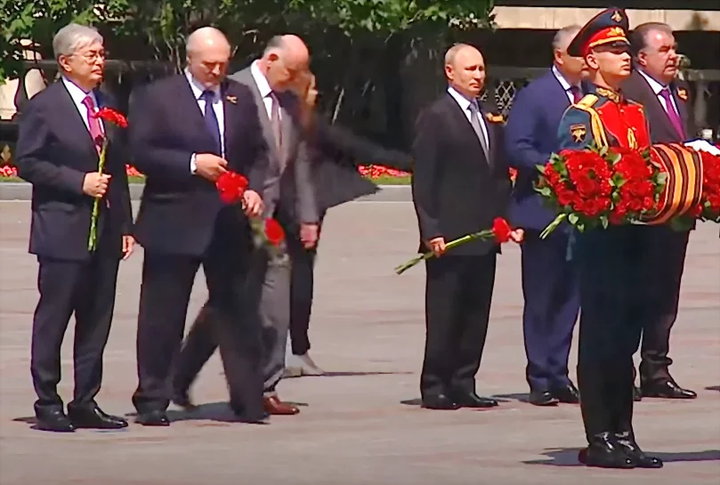 Лукашенко трижды продемонстрировал Путину характер во время визита в Москву 24 июня