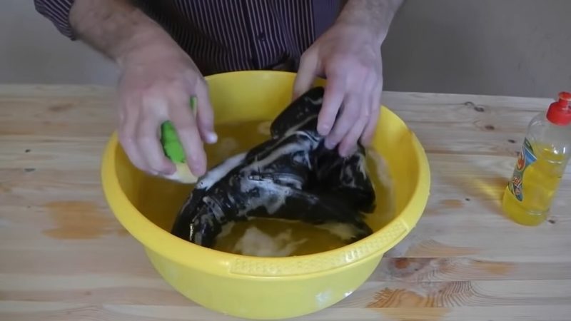 Актуально зимой: как быстро высушить обувь и удалить запахи