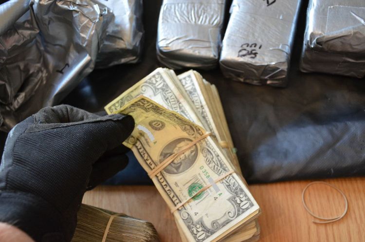 сюрприз, деньги