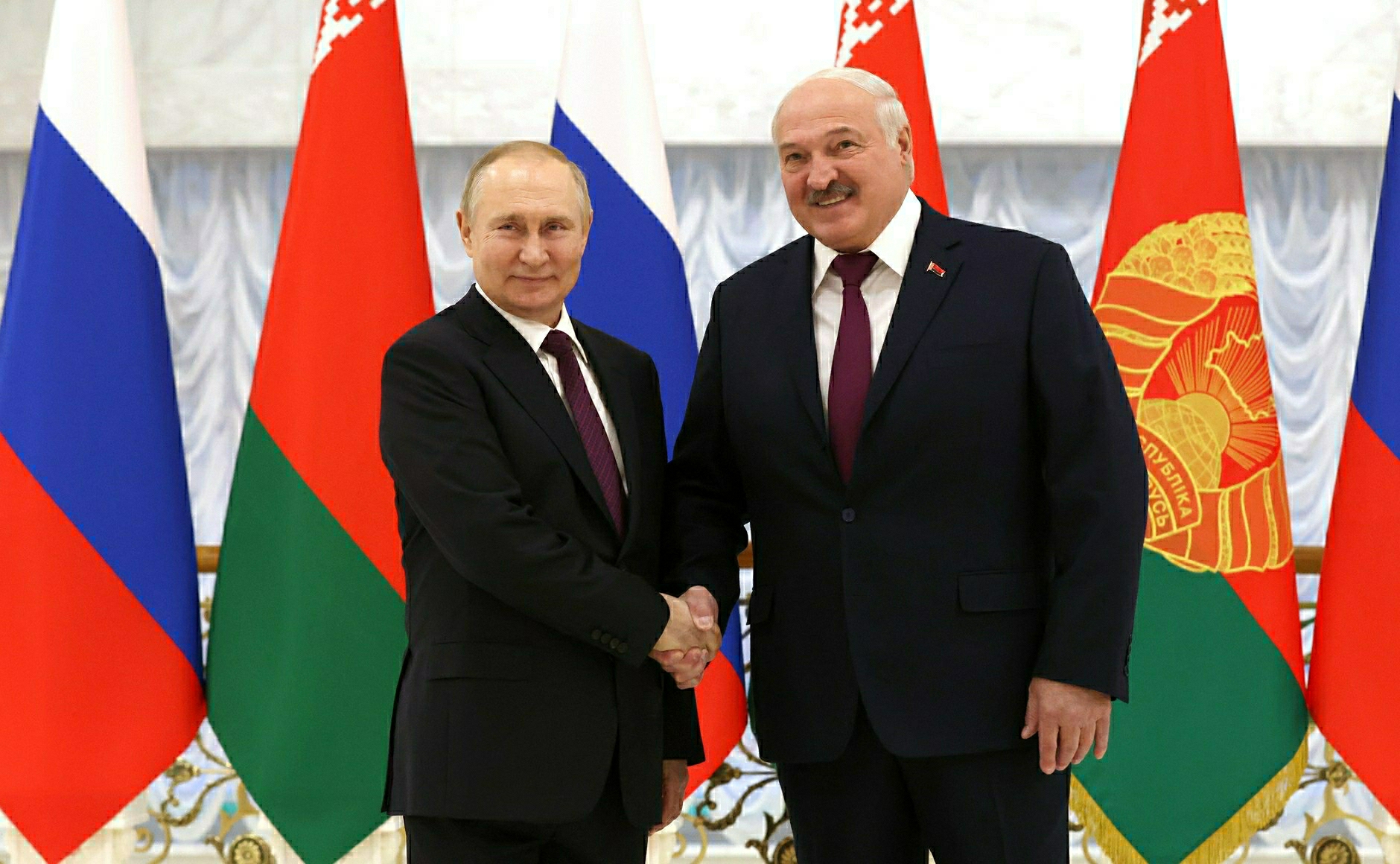 Lukashenko Putin Colonel