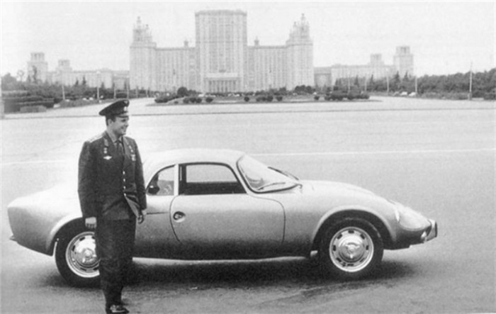 10 иномарок, которые были очень редкими гостями на дорогах Советского Союза всего, MercedesBenz, автомобиль, такой, RollsRoyce, Renault, Matra, образом, страны, таких, попала, раритет, После, совсем, Известно, время, главным, машину, дипломатов, качестве