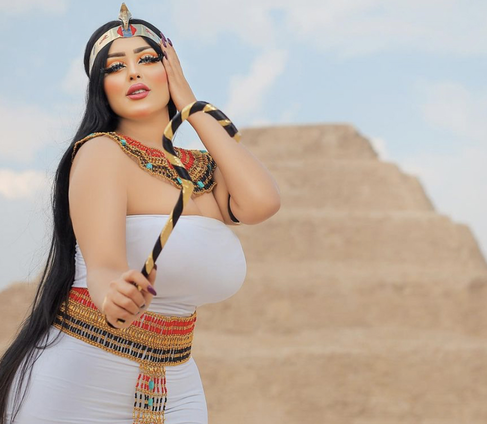 Busty egypt