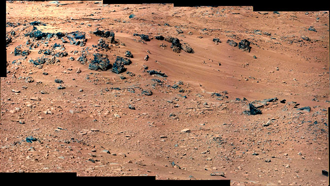 Curiosity приступил к анализу грунта Марса