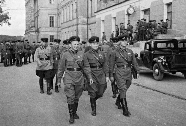 За десять дней до войны За десять дней до войны