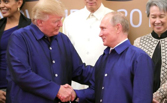 Расклад сил накануне встречи Владимира Путина и Дональда Трампа. Михаил Хазин Расклад сил накануне встречи Владимира Путина и Дональда Трампа. Михаил Хазин