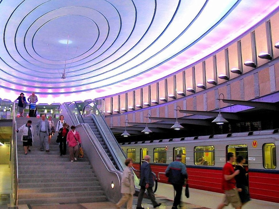 MetroStations56 17 самых волшебных станций метро со всего мира