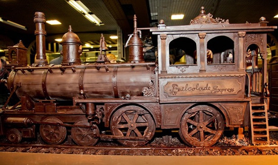Самый длинный в мире шоколадный поезд